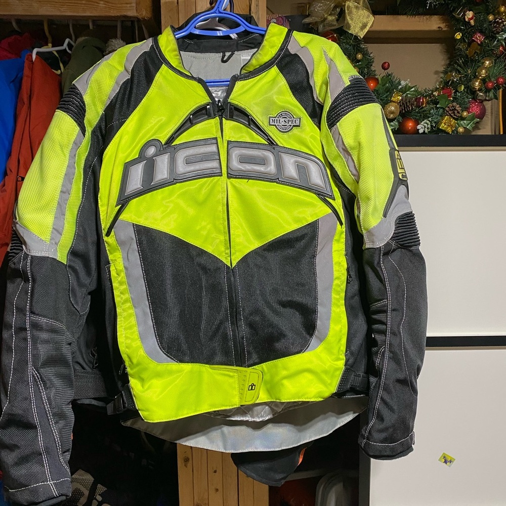Icon Contra Motorcycle Jacket Sz Medium